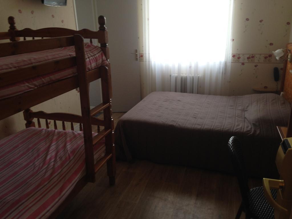Arcantis Hotel La Residence Cergy Værelse billede