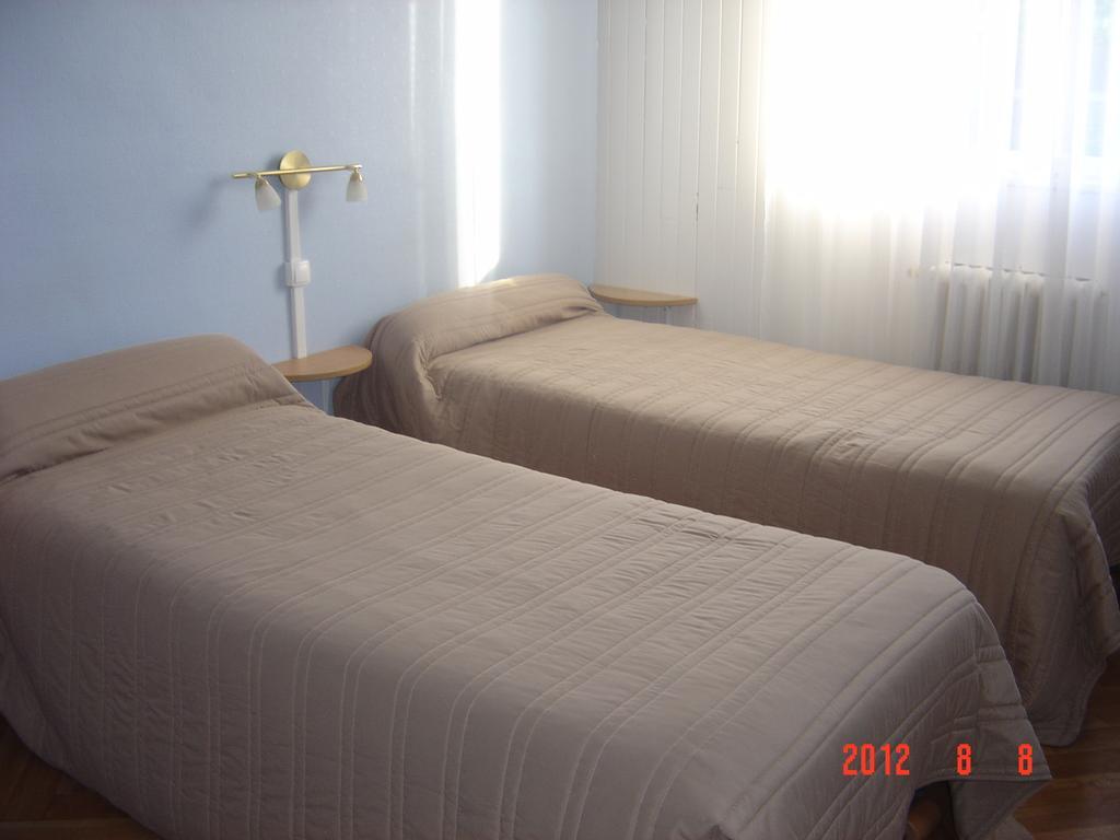 Arcantis Hotel La Residence Cergy Værelse billede
