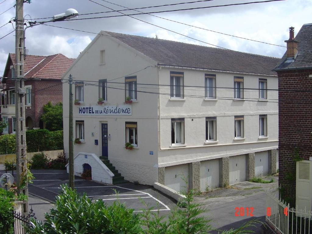 Arcantis Hotel La Residence Cergy Eksteriør billede
